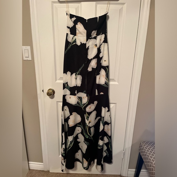 Floral Strapless Dress - Picture 5 of 5